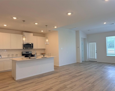 14024 Granger Pointe Lane - Photo Thumbnail 12