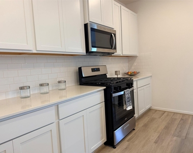14024 Granger Pointe Lane - Photo Thumbnail 16