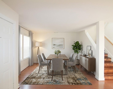 10110 Farrell Drive - Photo Thumbnail 4