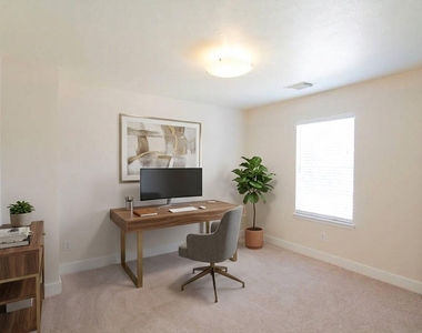 10110 Farrell Drive - Photo Thumbnail 26