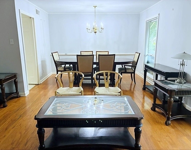 5617 Sw Flack Drive - Photo Thumbnail 1