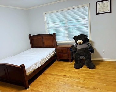 5617 Sw Flack Drive - Photo Thumbnail 9