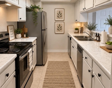 2816 S Bartell Drive - Photo Thumbnail 2