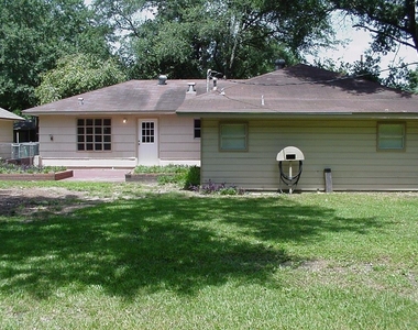 719 Barbara Street - Photo Thumbnail 4