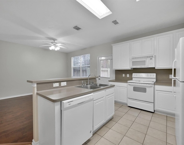 214 W Stedhill Loop Loop - Photo Thumbnail 5