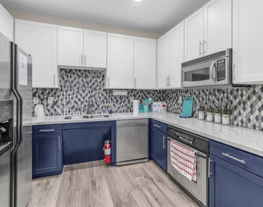 2299 Lone Star Drive - Photo Thumbnail 38
