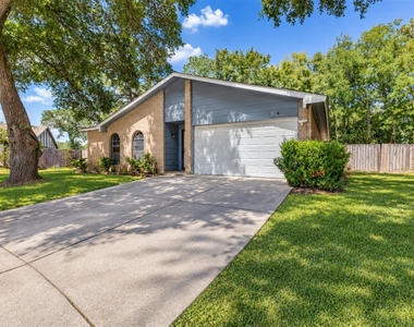22926 Millgate Drive - Photo Thumbnail 3