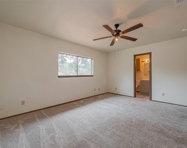 227 Glencairn Court - Photo Thumbnail 23