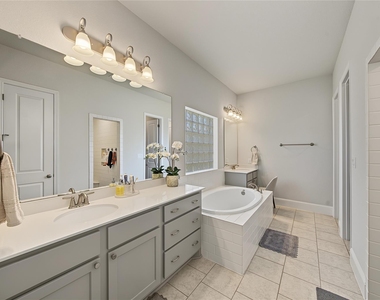 91 Sweet Creek Lane - Photo Thumbnail 23