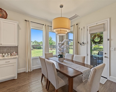 91 Sweet Creek Lane - Photo Thumbnail 11