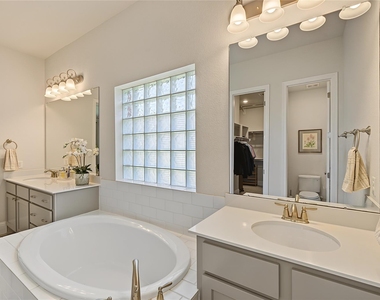 91 Sweet Creek Lane - Photo Thumbnail 24