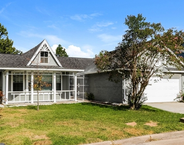 2714 Ashford Trail Drive - Photo Thumbnail 1