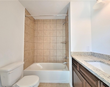 151 Island Boulevard - Photo Thumbnail 10