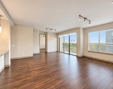 10401 Town And Country Way - Photo Thumbnail 1