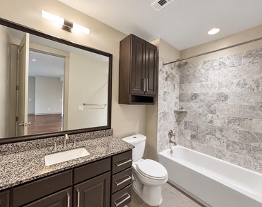 10401 Town And Country Way - Photo Thumbnail 15