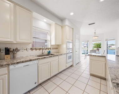 6518 Portuguese Bend Drive - Photo Thumbnail 10