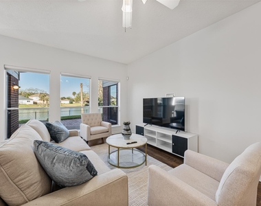 6518 Portuguese Bend Drive - Photo Thumbnail 8