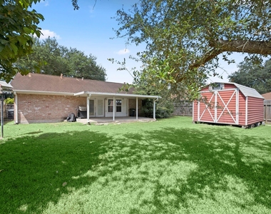 2909 Livingston Drive - Photo Thumbnail 21
