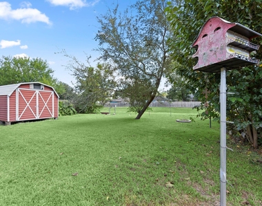 2909 Livingston Drive - Photo Thumbnail 24