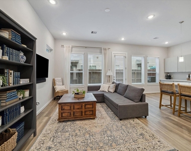 606 Thornton Road - Photo Thumbnail 1