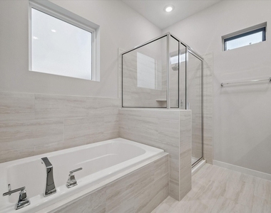 606 Thornton Road - Photo Thumbnail 8