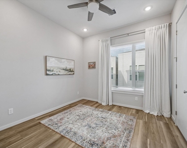 606 Thornton Road - Photo Thumbnail 10
