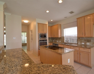5007 Bellmead Drive - Photo Thumbnail 14