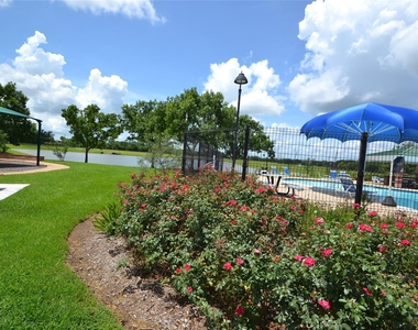 5007 Bellmead Drive - Photo Thumbnail 48