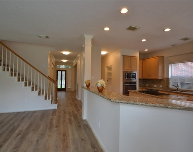 5007 Bellmead Drive - Photo Thumbnail 16