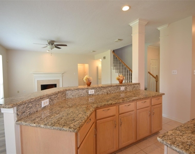 5007 Bellmead Drive - Photo Thumbnail 8