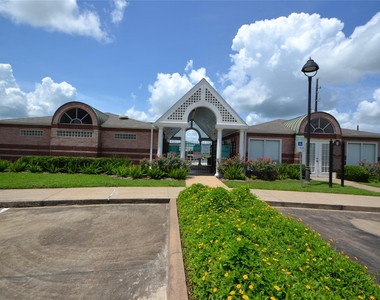 5007 Bellmead Drive - Photo Thumbnail 43