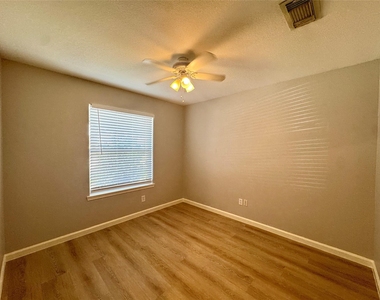 18714 Desert Marigold Drive - Photo Thumbnail 2