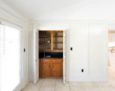 15931 Boulder Oaks Drive - Photo Thumbnail 14