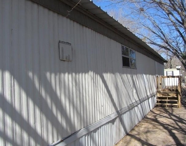 1306 Avenue E - Photo Thumbnail 1