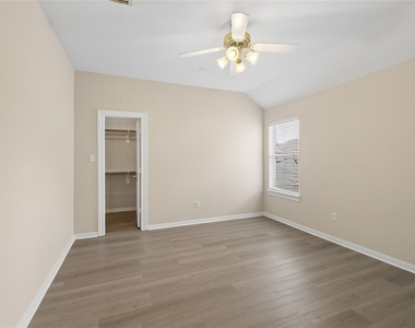 6414 Pinewood Trace Lane - Photo Thumbnail 15