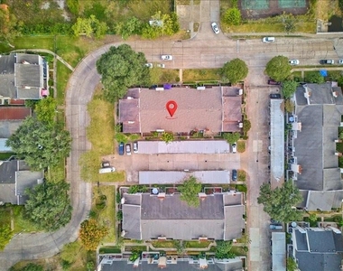9519 Pagewood Lane - Photo Thumbnail 32