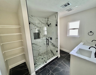 2511 Briarpark Drive - Photo Thumbnail 42