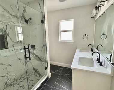 2511 Briarpark Drive - Photo Thumbnail 41