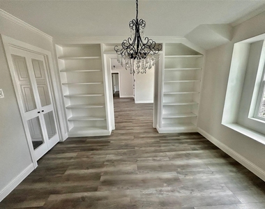 2511 Briarpark Drive - Photo Thumbnail 20