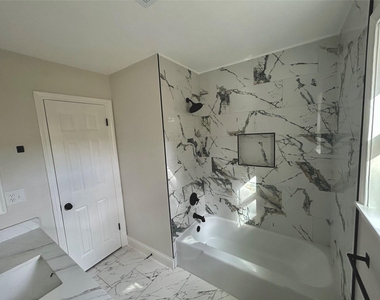 2511 Briarpark Drive - Photo Thumbnail 34