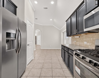 22531 Mary Rogers Trail - Photo Thumbnail 14