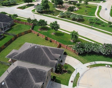 22531 Mary Rogers Trail - Photo Thumbnail 43