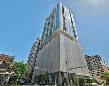 313 W 17th Street - Photo Thumbnail 18