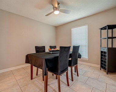 2607 Plymouth Rock Drive - Photo Thumbnail 3
