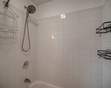 2607 Plymouth Rock Drive - Photo Thumbnail 27