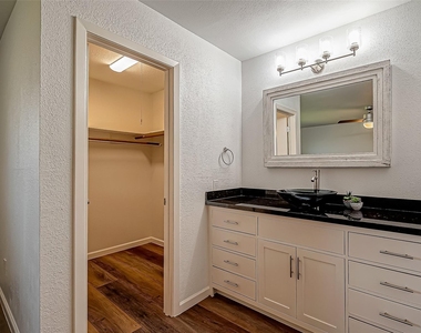 2607 Plymouth Rock Drive - Photo Thumbnail 25