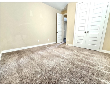 27034 Triana River Circle - Photo Thumbnail 8