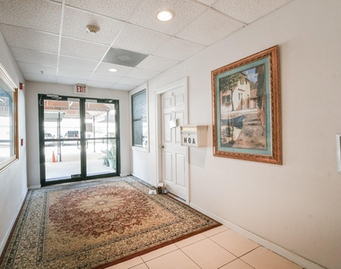 6655 W Sam Houston Parkway S - Photo Thumbnail 2