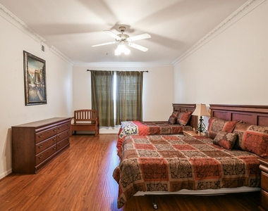 6655 W Sam Houston Parkway S - Photo Thumbnail 17