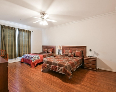 6655 W Sam Houston Parkway S - Photo Thumbnail 15